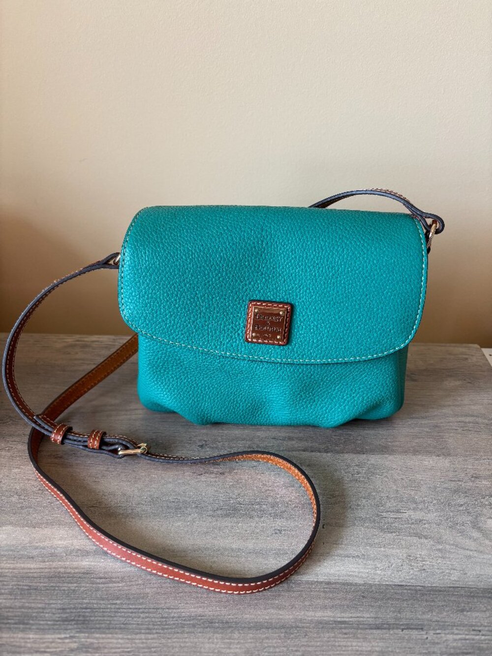 Dooney & Bourke Pebble Leather Reina Flap Crossbody Spearmint - Mint Condition